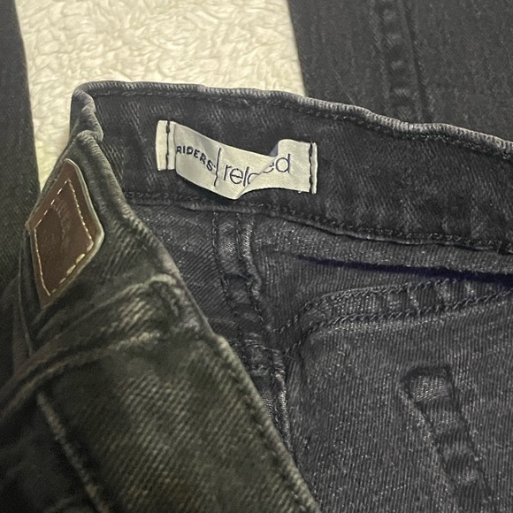 Woman’s Lee Riders - Picture 5 of 5